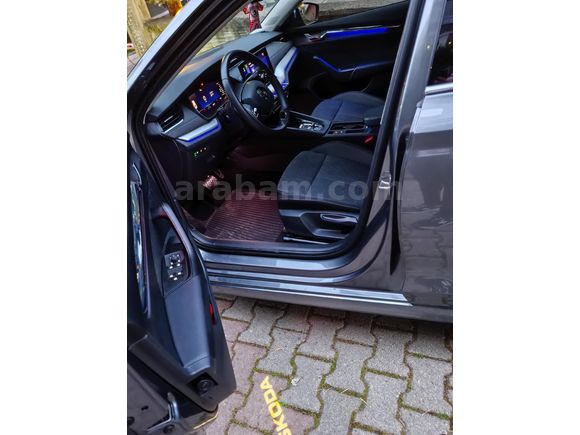 Sahibinden Skoda Octavia 1.5 e-Tec Premium 2023 Model