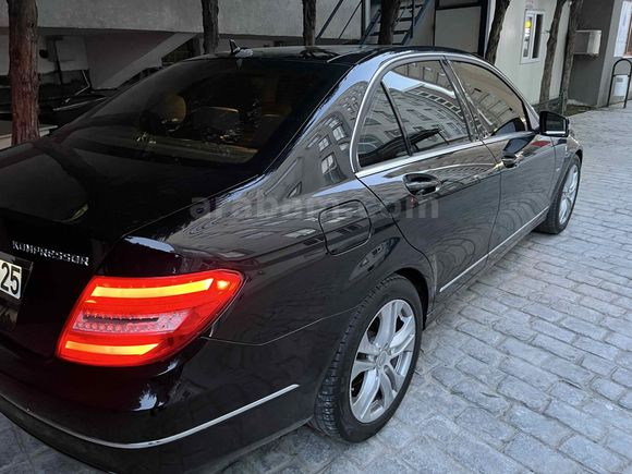 Sahibinden Mercedes - Benz C 180 BlueEFFICIENCY Elegance 2011 Model 