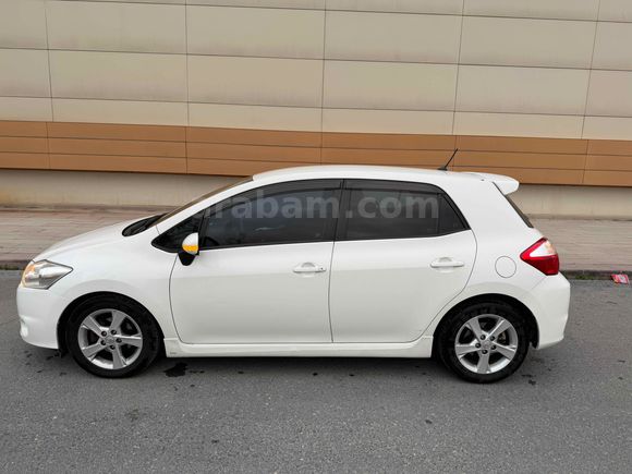 Sahibinden Toyota Auris 1.4 D-4D Comfort Plus 2012 Model 