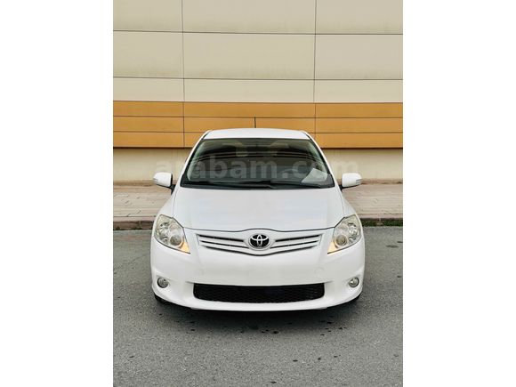 Sahibinden Toyota Auris 1.4 D-4D Comfort Plus 2012 Model 