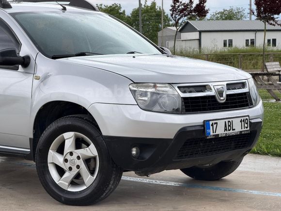 DAĞDEVİREN OTO'DAN 2013 MODEL DACİA DUSTER 1.5 DCİ LAUREATE