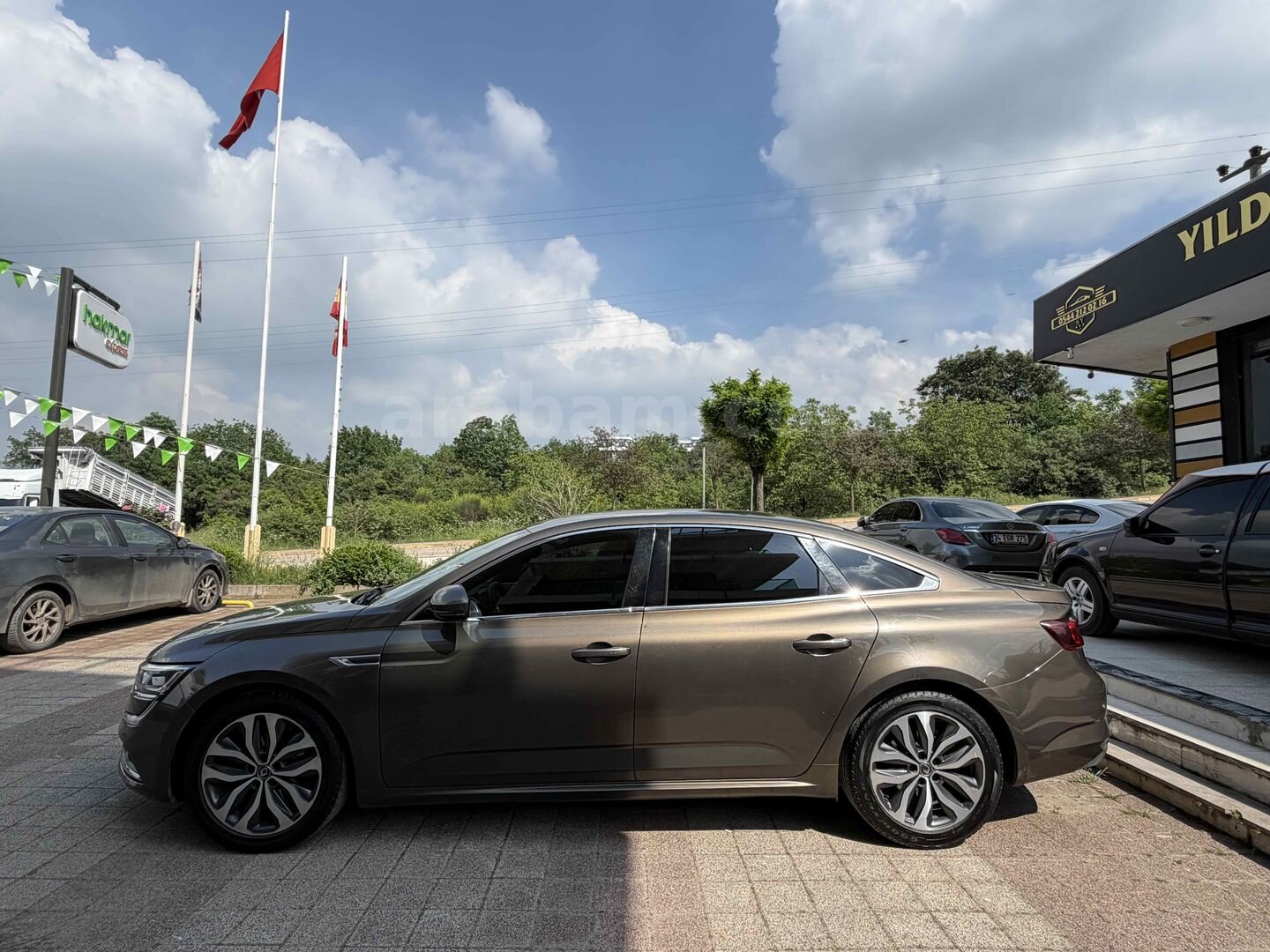 Galeriden Renault Talisman 1.6 dCi Icon 2016 Model Kocaeli 205.000 km Kahverengi 4