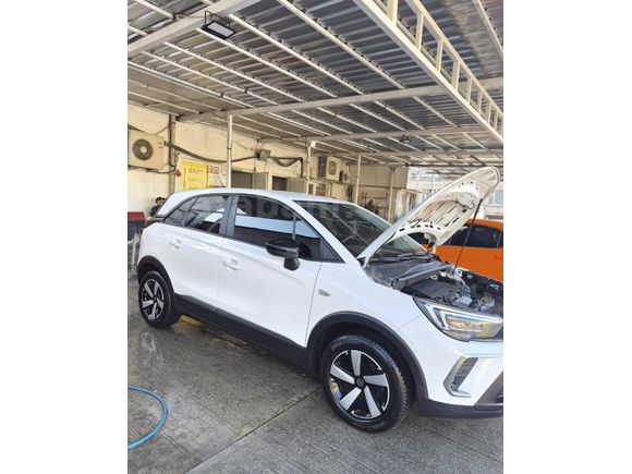 SAHİBİNDEN 2024 MODEL OPEL CROSSLAND ESSENTİAL 1.2 130 HP OTOMATİK VİTES