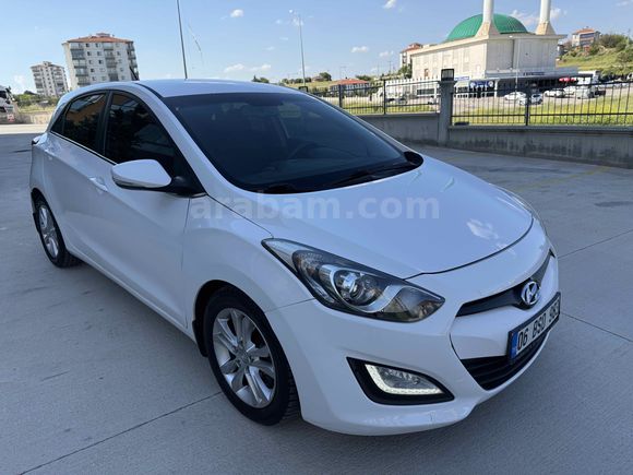 Galeriden Hyundai i30 1.6 CRDi Style 2012 Model Ankara
