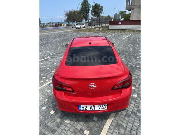 Memurdan J Sedan