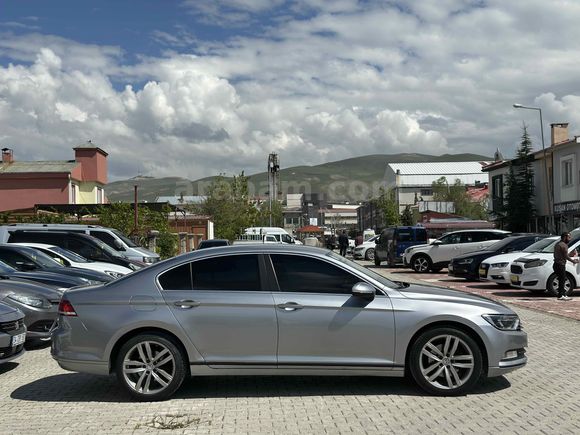 ARACIMIZ SATILMIŞTIR Volkswagen Passat 1.6 TDi BlueMotion Impression 2017 Model Van