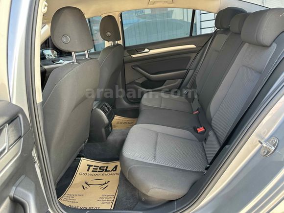 ARACIMIZ SATILMIŞTIR Volkswagen Passat 1.6 TDi BlueMotion Impression 2017 Model Van