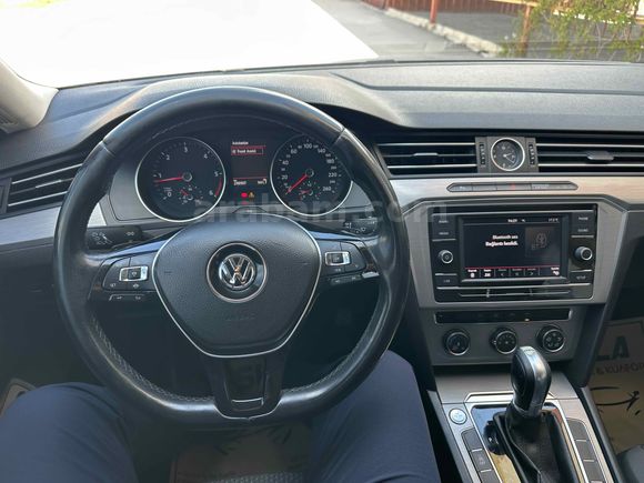 ARACIMIZ SATILMIŞTIR Volkswagen Passat 1.6 TDi BlueMotion Impression 2017 Model Van