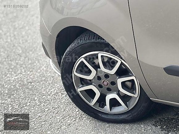 // OTOMOBİL RUHSATLI BOYASIZ 98.000KM 120LİK ADBLUESUZ TREKKING