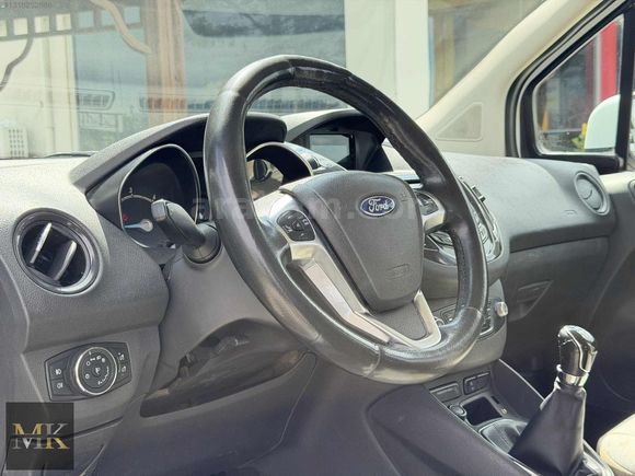 2014+FORD+TOURNEO+COURİER+1.6TDCİ+TİTANİUM+PLUS+SIFIR+MUAYENE