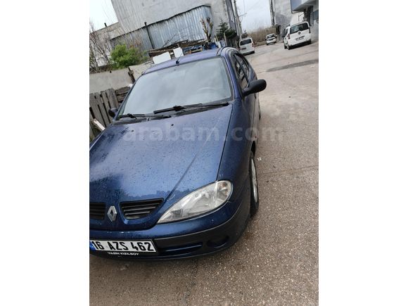 Sahibinden Renault Megane 1.4 Authentique 2002 Model  225.000 km Mavi