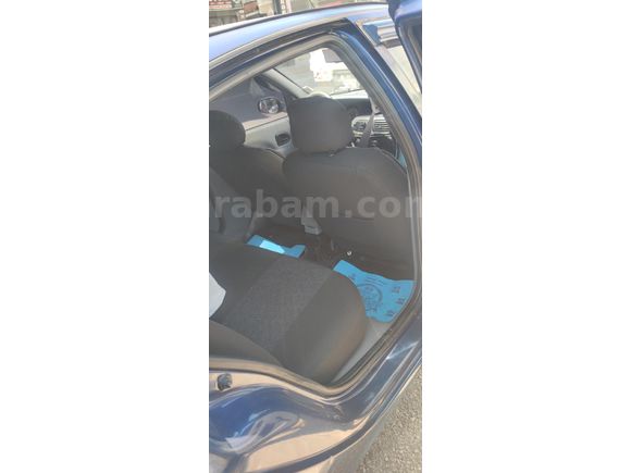 Sahibinden Renault Megane 1.4 Authentique 2002 Model  225.000 km Mavi