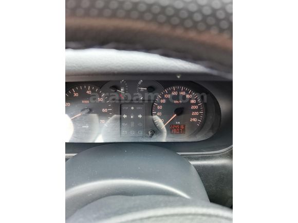 Sahibinden Renault Megane 1.4 Authentique 2002 Model  225.000 km Mavi