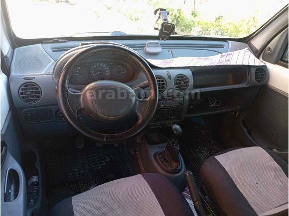 Sahibinden Renault Kango Expres 1.9 D  2001 model otomobil ruhsatlı