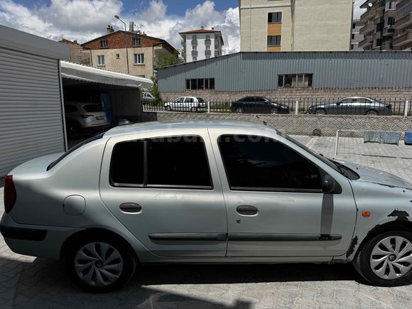 Sahibinden Renault Clio 1.4 Authentique 2004 Model 