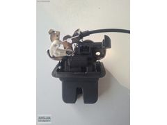 audi a3,a4,a6 bagaj kilidi orijinal 2011-2016