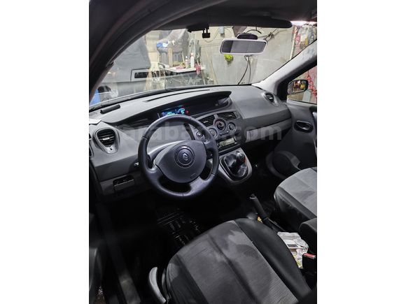 Sahibinden Renault Scenic 1.6 Authentique 2005 Model
