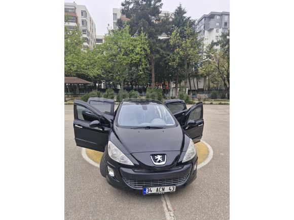 öğretmenden Peugeot 308 1.6 VTi Premium 2008 Model  164.000 km Siyah