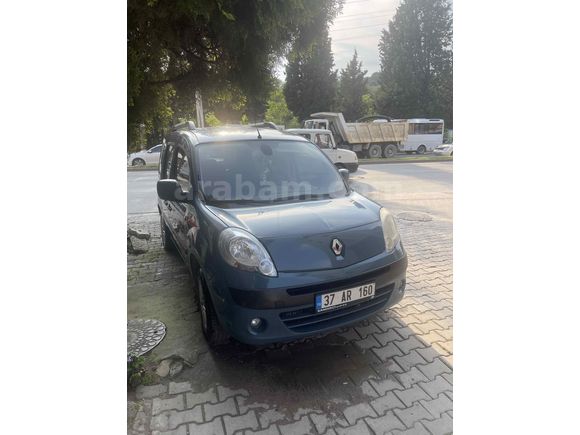 Sahibinden Renault Kangoo Multix 1.5 dCi Expression 2009 Model 