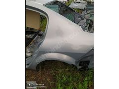 Renault Megane 2 arka çamurluk panel