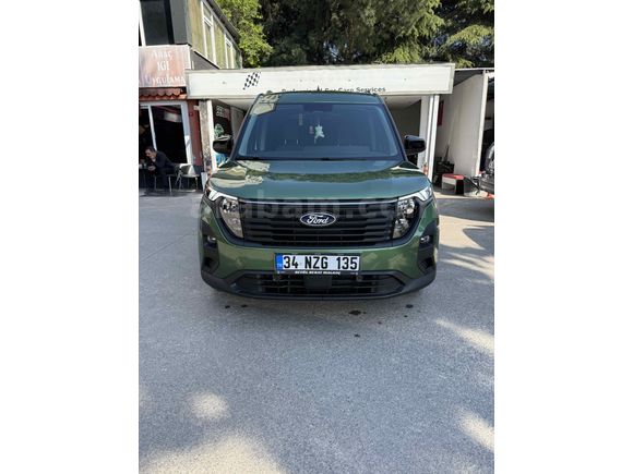Sahibinden Ford Tourneo Courier 1.0 EcoBoost Titanium 2025 Model 