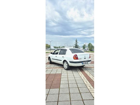  Renault Clio 1.5 dCi Expression 2004 Model