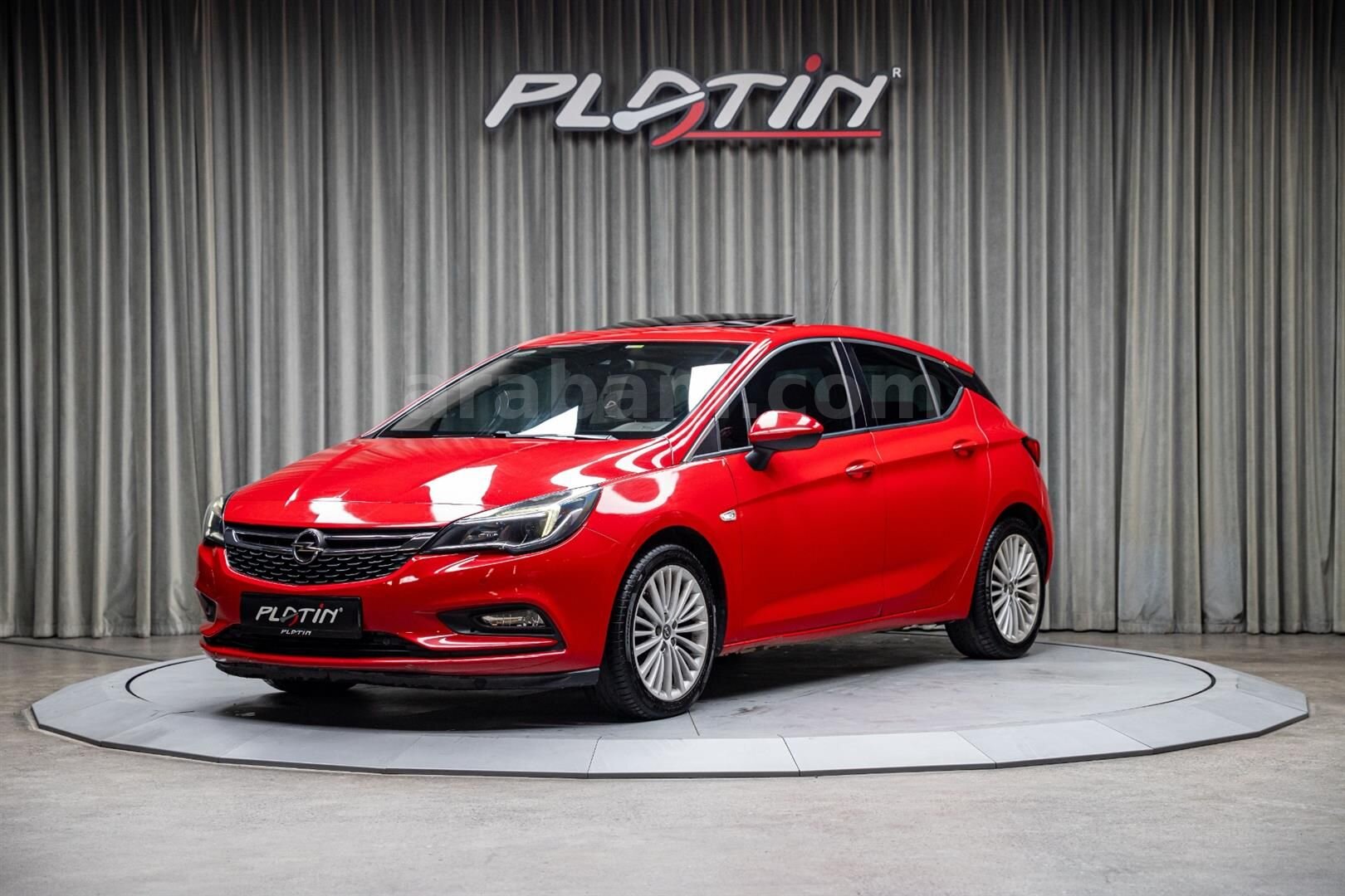 Galeriden Opel Astra 1.6 CDTI Dynamic 2017 Model İstanbul 154.000 km Kırmızı 1
