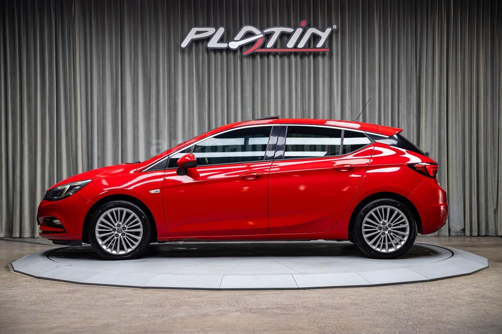 Galeriden Opel Astra 1.6 CDTI Dynamic 2017 Model İstanbul 154.000 km Kırmızı 5