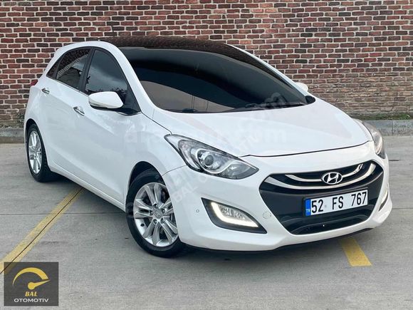 BAL OTOMOTİV'DEN 2013 MODEL HYUNDAİ İ30 ELİTE CAM TAVAN OTOMATİK