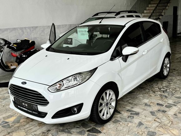 EMSALSİZ! OTOMATİK VİTES 2015 FORD FİESTA TİTANYUM 99 BİNDE HATASIZ BOYASIZ