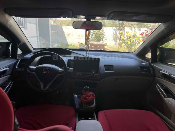 Sahibinden Honda Civic 1.6i VTEC Elegance 2011 Model 