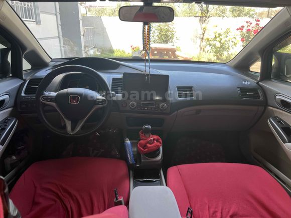 Sahibinden Honda Civic 1.6i VTEC Elegance 2011 Model 