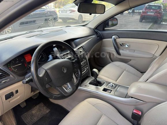 ATA-AY AUTODAN 2011 MODEL SUNROOF,LU TEMİZ LATİTUDE