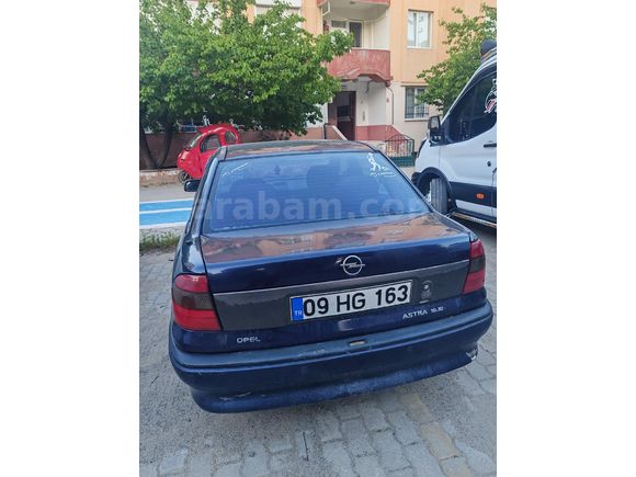 ASTRA 98 OTOMATİK KLİMALI ÇİFT HAVA YASTIKLI AÇIKLAMAYI OKUYUN