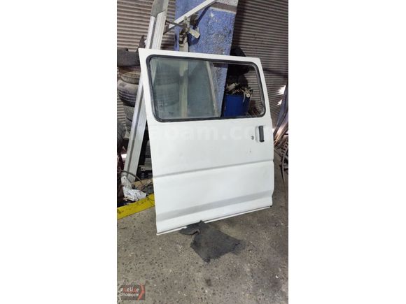 MİTSUBİSHİ L300 SÜRGÜLÜ KAPI SAĞ SOL