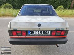 2001MODEL ORJINAL BOYA DEĞİŞEN YOKTUR .1.6 İE ORJINAL 90BIN KM