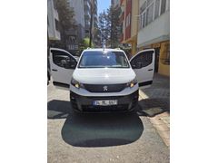 Sahibinden Peugeot Partner 1.5 BlueHDI Comfort 2021 Model  178.000 km Beyaz
