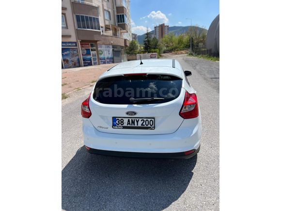 Sahibinden Ford Focus 1.6 Ti-VCT Titanium 2012 Model