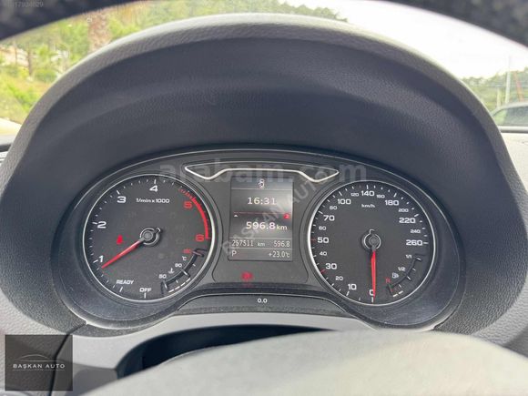 2015 HATASIZ CAM TAVANLI 1.6TDİ AMBİENTE AUDİ A3
