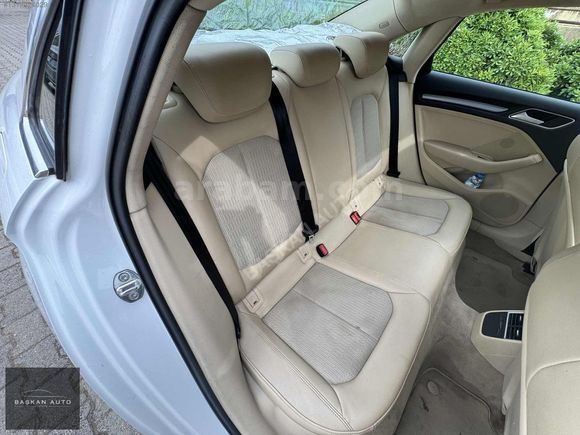 2015 HATASIZ CAM TAVANLI 1.6TDİ AMBİENTE AUDİ A3
