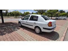 Sahibinden Renault Clio 1.4 Expression 2003 Model