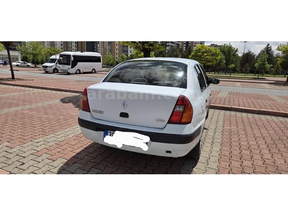 Sahibinden Renault Clio 1.4 Expression 2003 Model