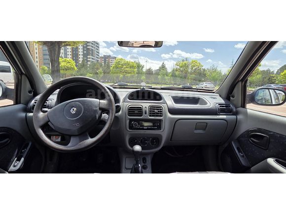 Sahibinden Renault Clio 1.4 Expression 2003 Model