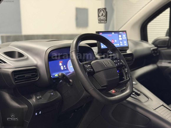 İPEK AUTO / Doblo Combi Premio Plus Cam Tavan / TAMAMINA KREDİ