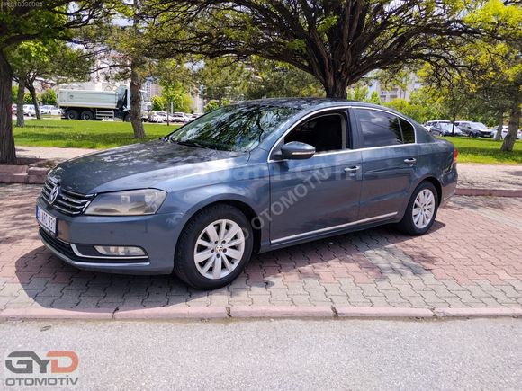 MODELİNİN EN İYİSİ 2013 MODEL 1.6 TDI BLUE MOTİON