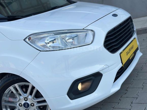 OTOMOBİL RUHSATLI 2019 TİTANİUM PAKET COURİER -K K 12 TAKSİT-