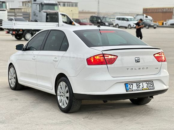 2015 OTOMATİK VİTES KM 200 BİNDE ORJİNAL