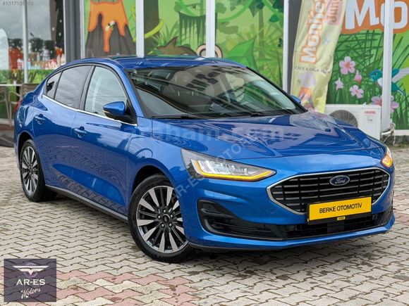 AR-ES MOTORS 2025 ÇIKIŞLI FORD FOCUS 1.5 ECOBLUE TİTANİUM X