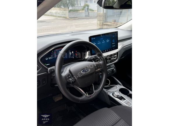 AR-ES MOTORS 2025 ÇIKIŞLI FORD FOCUS 1.5 ECOBLUE TİTANİUM X