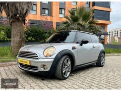 LEKESİZ GARAGE HATASIZ BOYASIZ DÜŞÜK KM COOPER BAKIMLI